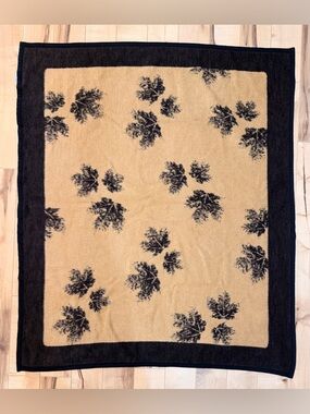 Vintage Biederlack blanket with leaves
